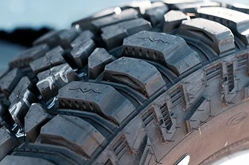 Cooper Discoverer STT Pro All- Season Radial Tire-LT285/65R18 122Q