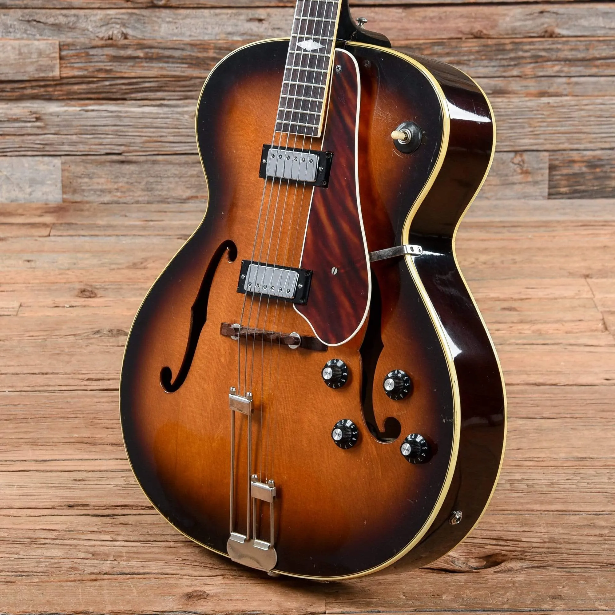 Epiphone Triumph Sunburst 1946